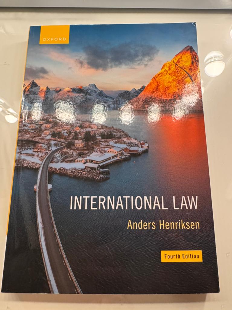 International law, Verzenden, Zo goed als nieuw, Overige niveaus