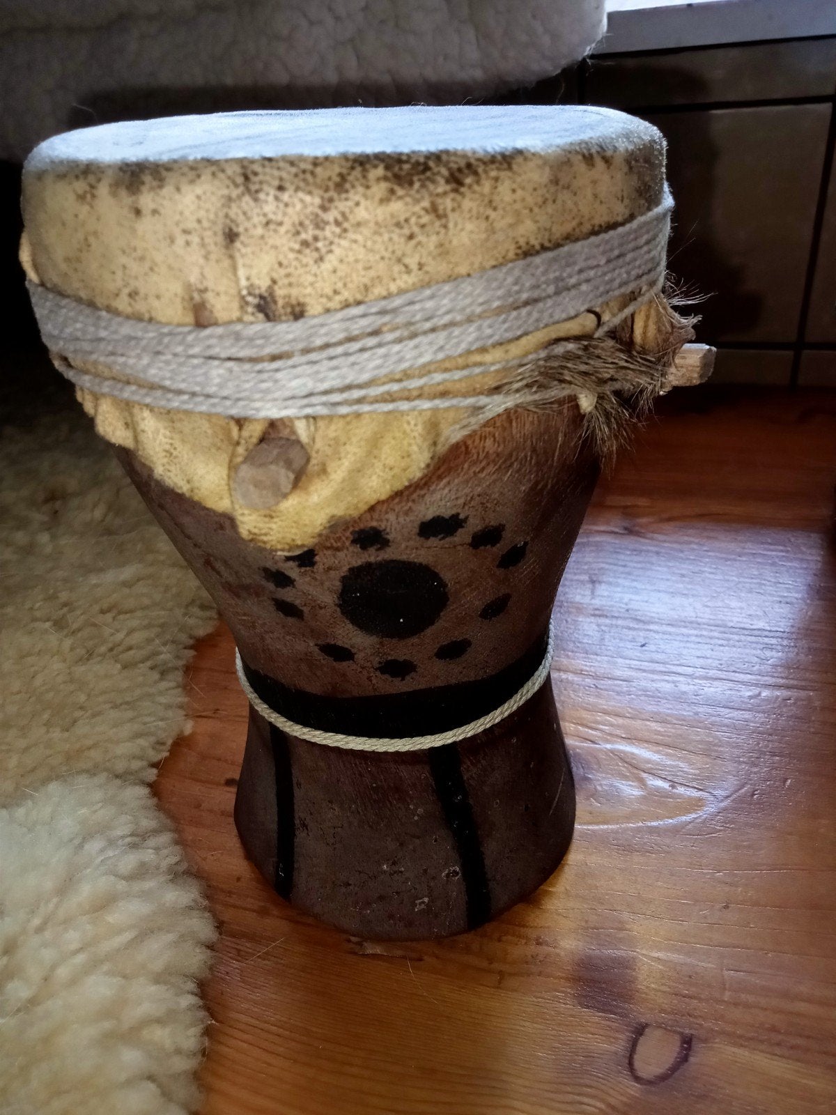 Super leuke echte kleine Afrikaanse trommel, Djembe, Ophalen of Verzenden, Gebruikt, Trommel