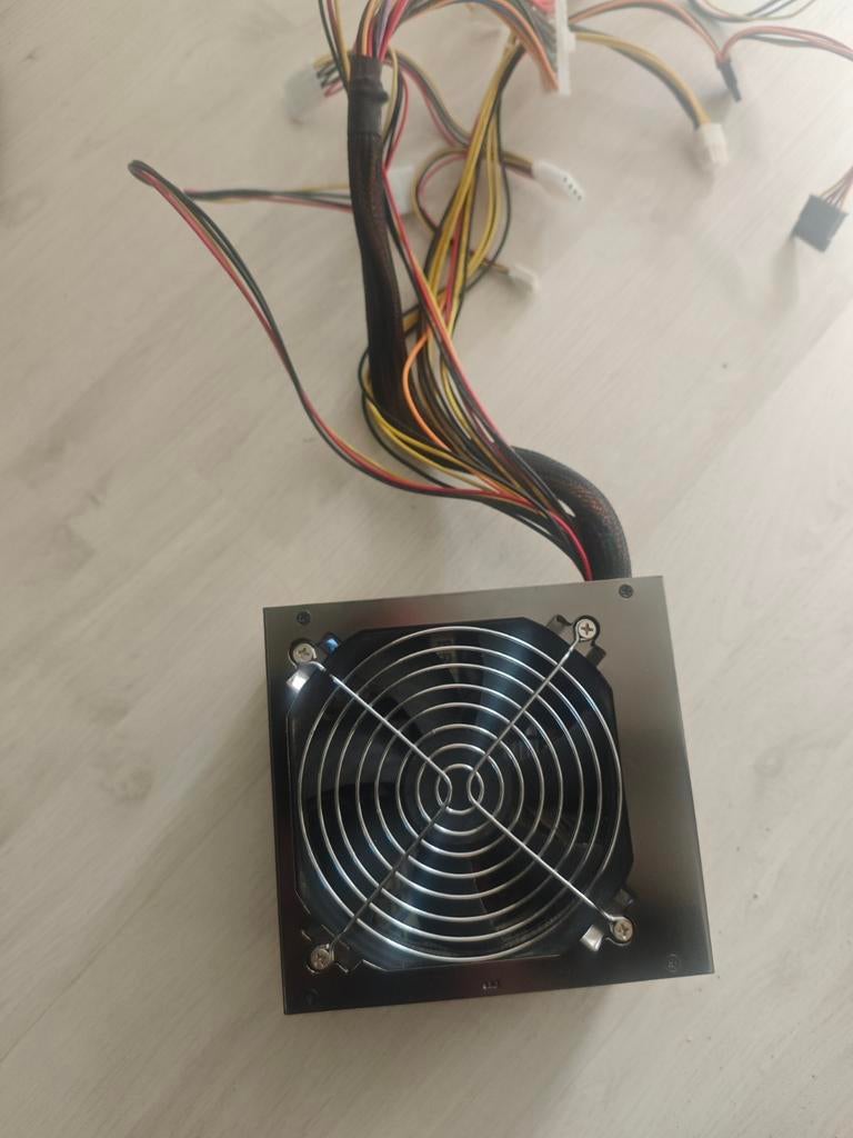 HKC USP5550 PC Voeding 550W, Computers en Software, Interne voedingen, Ophalen of Verzenden