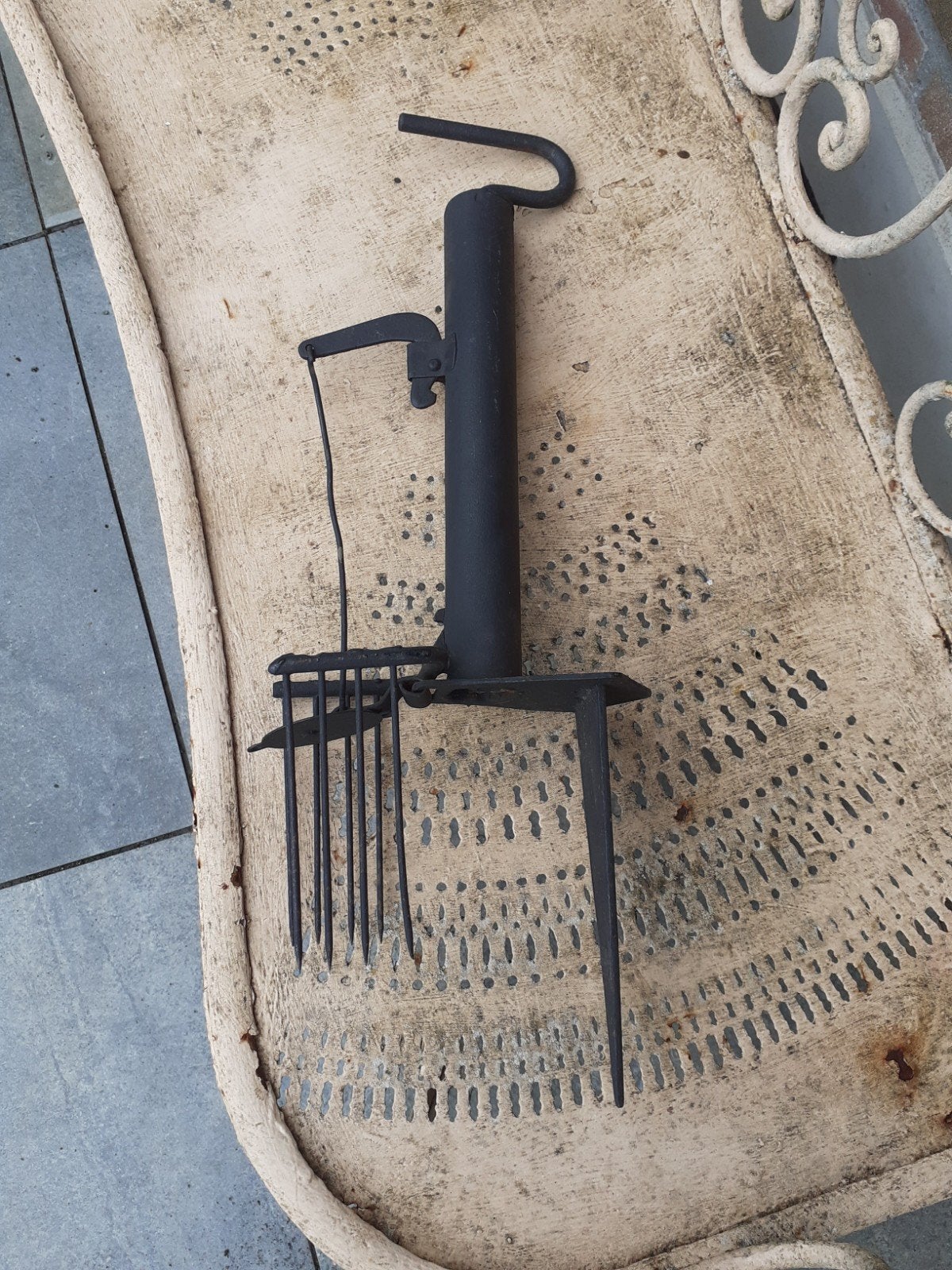 Oude klem of val voor de  mol, Ophalen of Verzenden