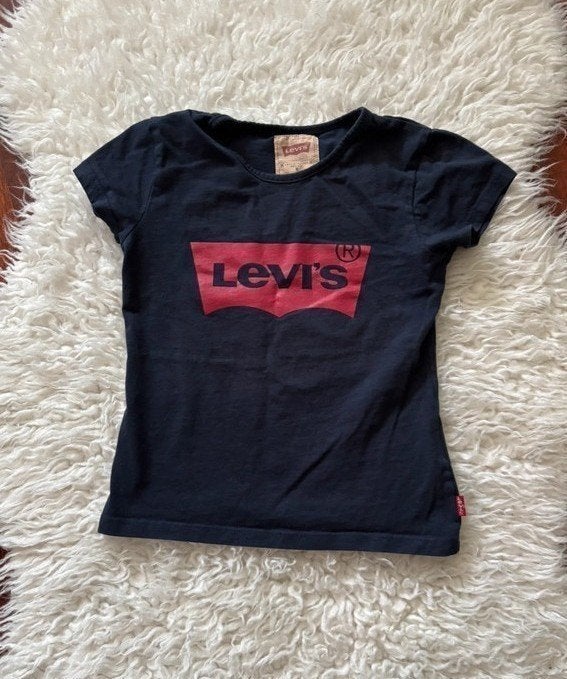 T-shirt van Levi's maat 128 (advr 124), Gebruikt, Ophalen of Verzenden, Shirt of Longsleeve, Levi's