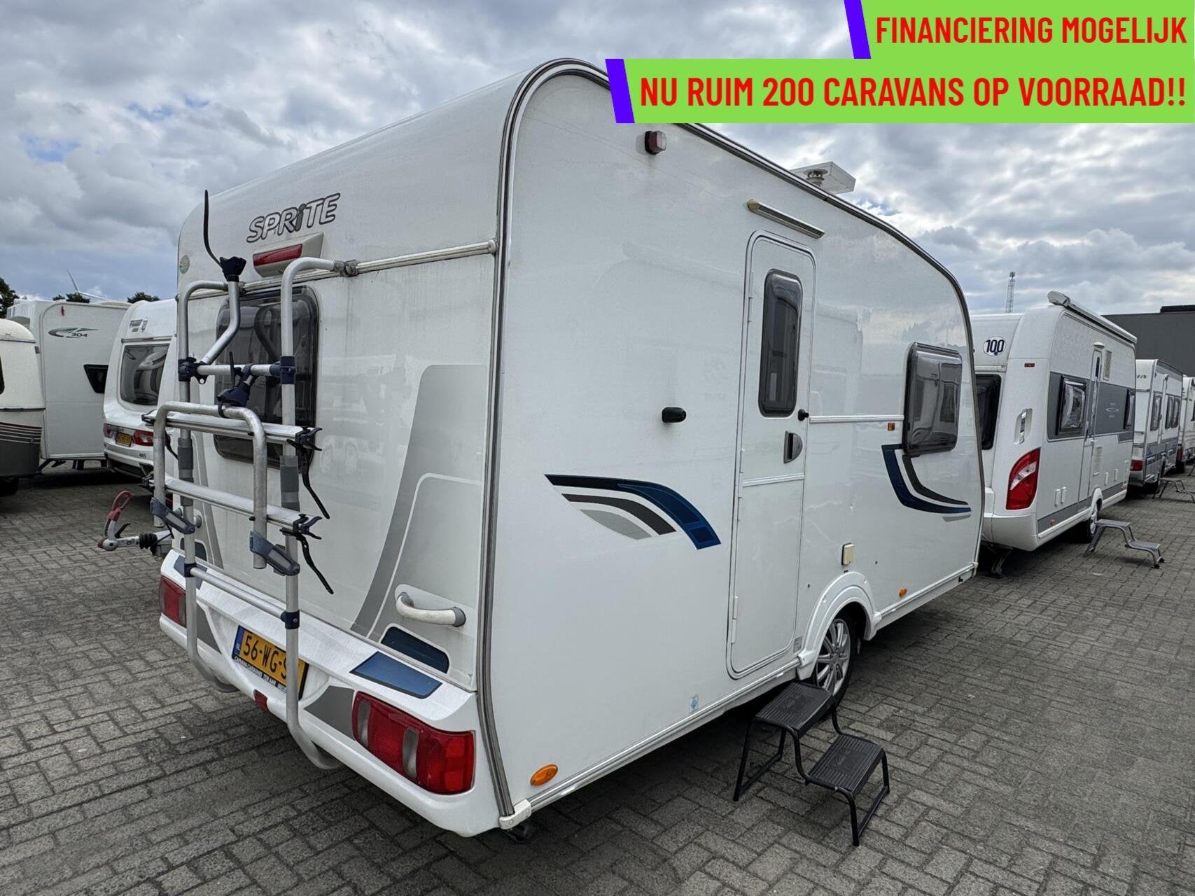 Swift CHALLENGER 460, ENKELE BEDDEN, MOVER, VOORTENT, DOUCHE, Caravans en Kamperen, Caravans, Tot en met 2, Bedrijf, 750 - 1000 kg