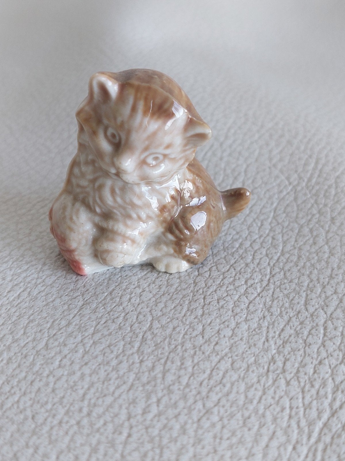 Beeldje van een kat Wade, Verzenden, Zo goed als nieuw, Dier