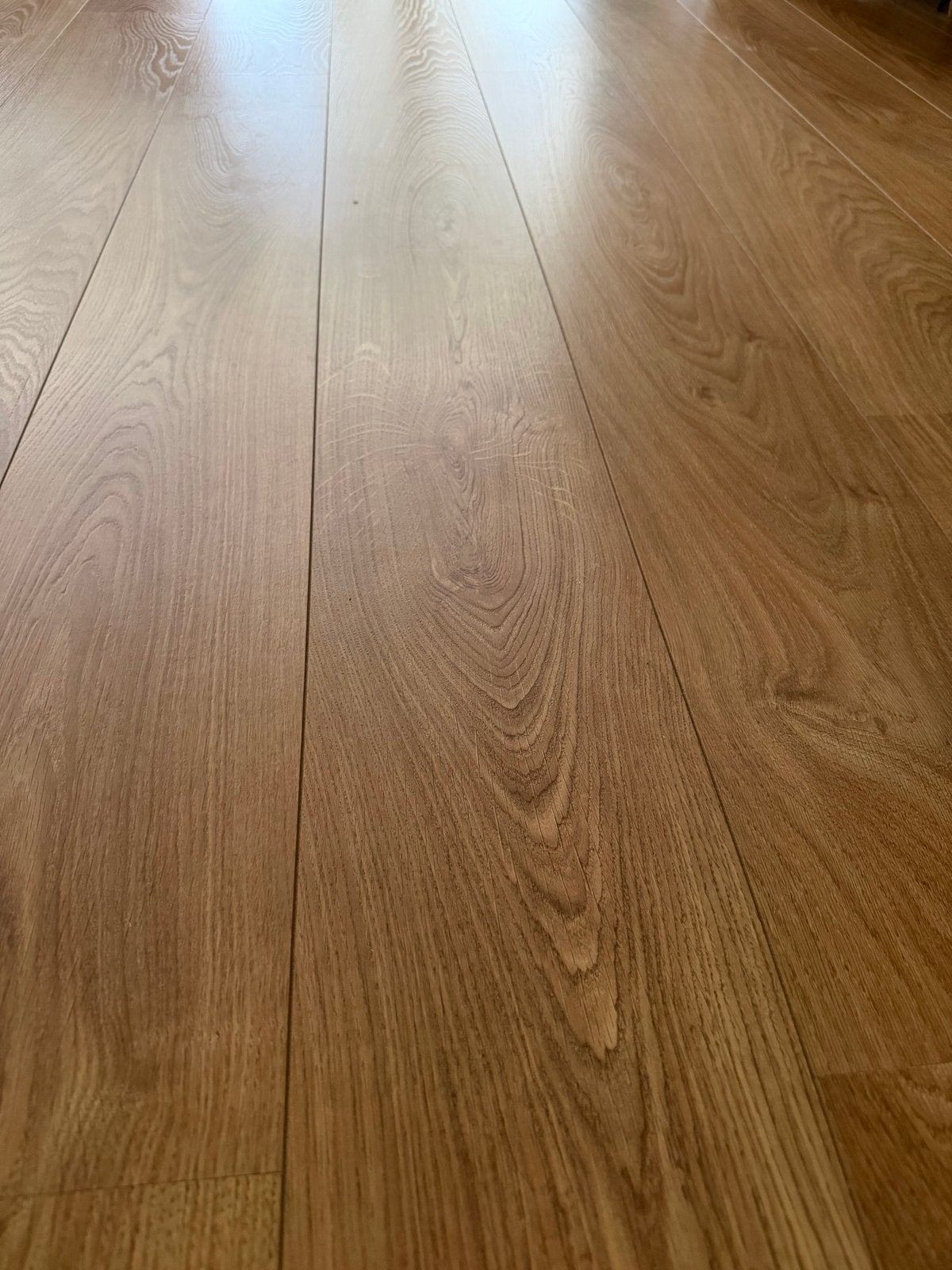 Mooie laminaatvloer, licht eiken look, Doe-het-zelf en Verbouw, Vloerdelen en Plavuizen, Ophalen, Gebruikt, 50 tot 150 cm, 10 m² of meer