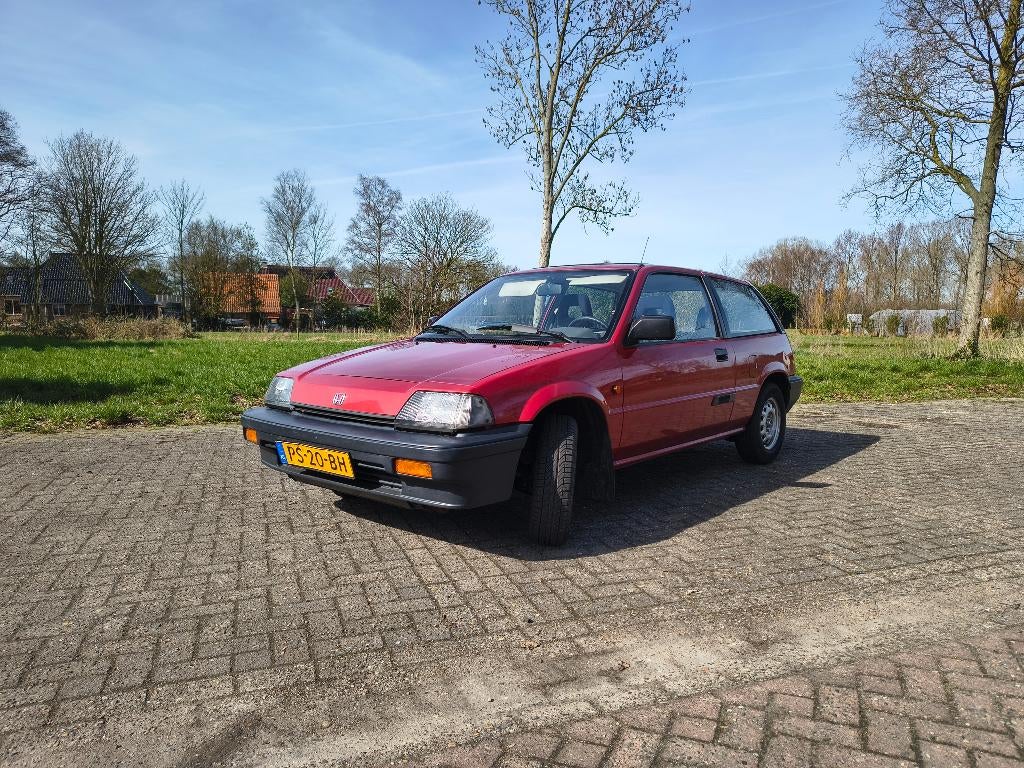 1986 Honda civic 1.3 luxe hondamatic s6  80.000 km!, Voorwielaandrijving, 2CV, 4 cilinders, 4 stoelen