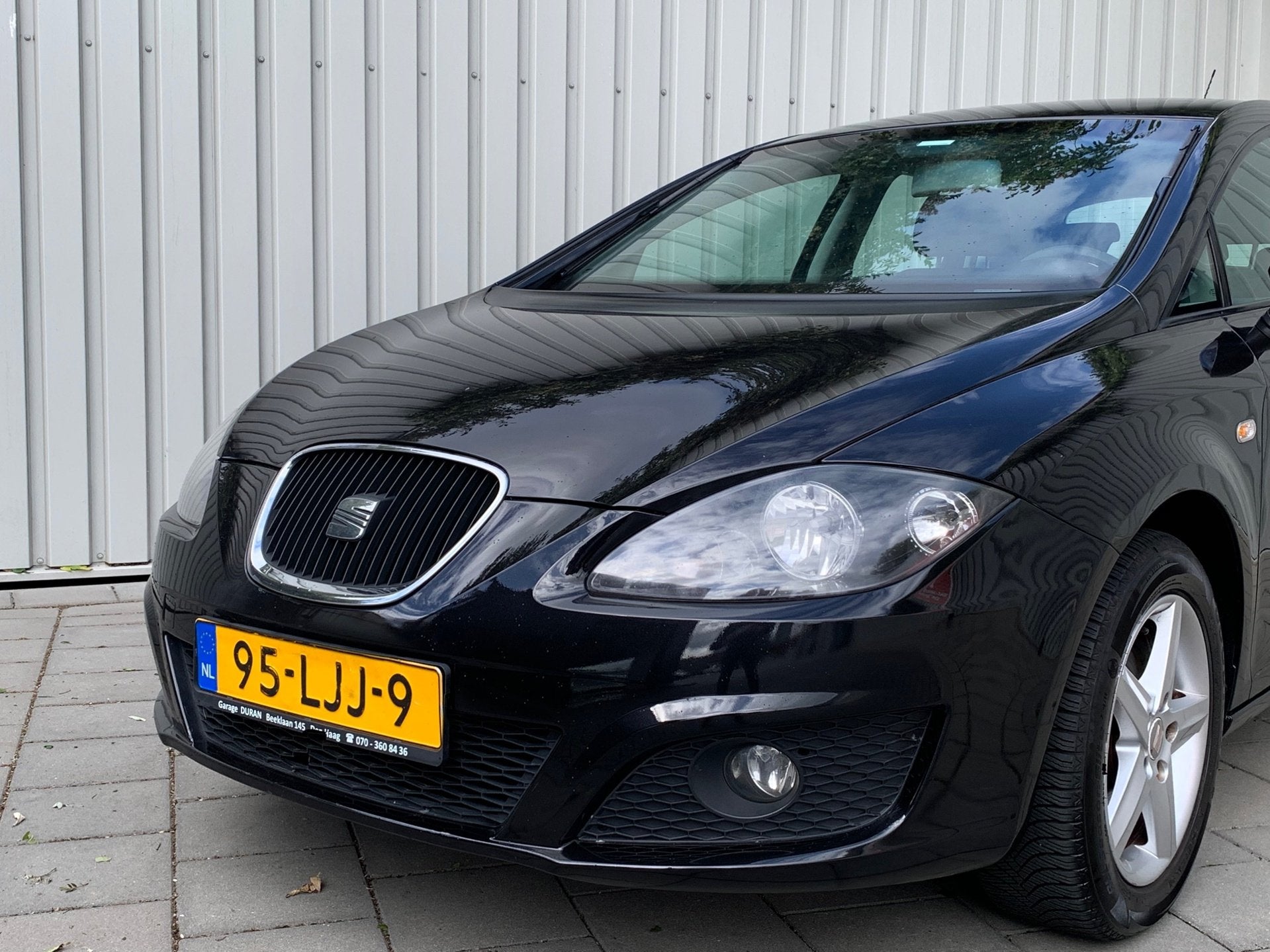 Seat Leon 1.6 Hattrick|Airco|, Voorwielaandrijving, Stof, Gebruikt, Zwart