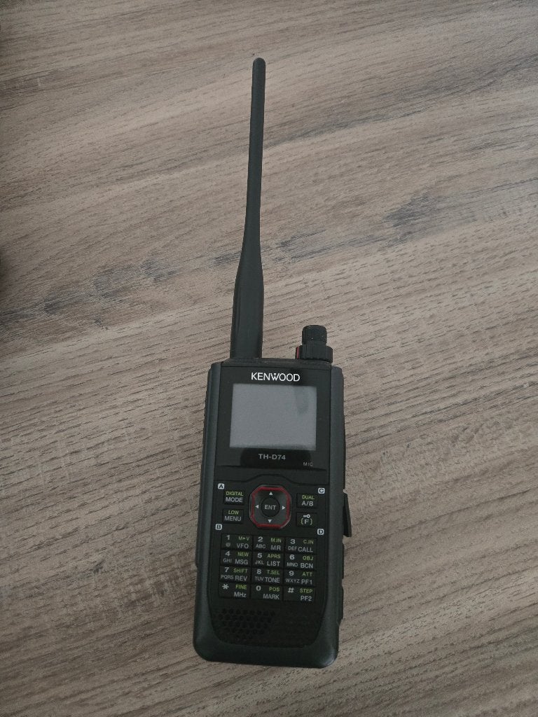 Kenwood TH-D74, Nieuw, 15 km of meer, Ophalen of Verzenden, Portofoon of Walkie-talkie