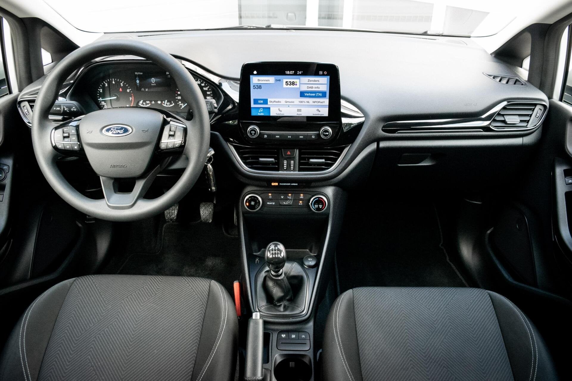 Ford Fiesta 1.0 EcoBoost|CARPLAY|LED|PDC|CRUISE|DAB, Voorwielaandrijving, Gebruikt, Met garantie (alle), 49 €/maand