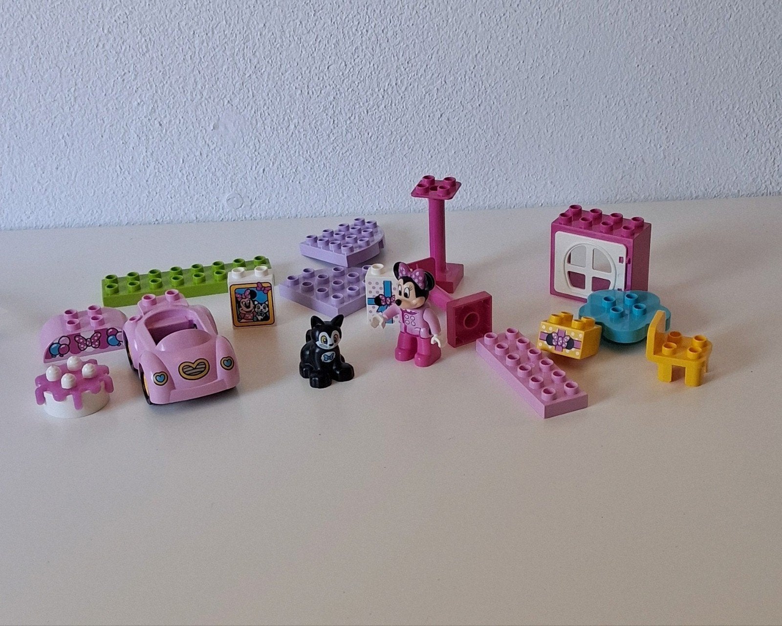 LEGO DUPLO 10873 Minnie's Verjaardagsfeest, Ophalen, Inclusief minifiguren, Gebruikt, Complete set