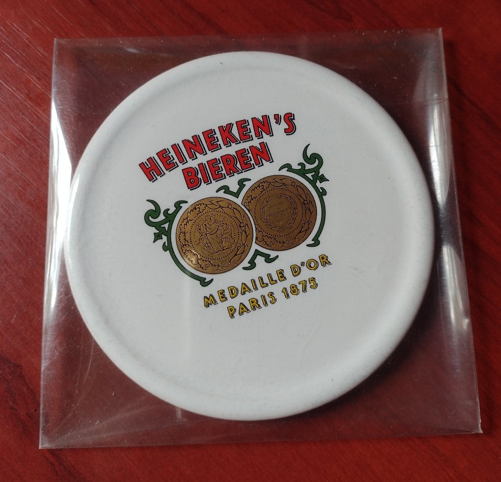 Heineken Vintage Coaster Porselein ‘70’s. (A1), Verzamelen, Biermerken, Nieuw, Viltje(s), Heineken, Ophalen of Verzenden