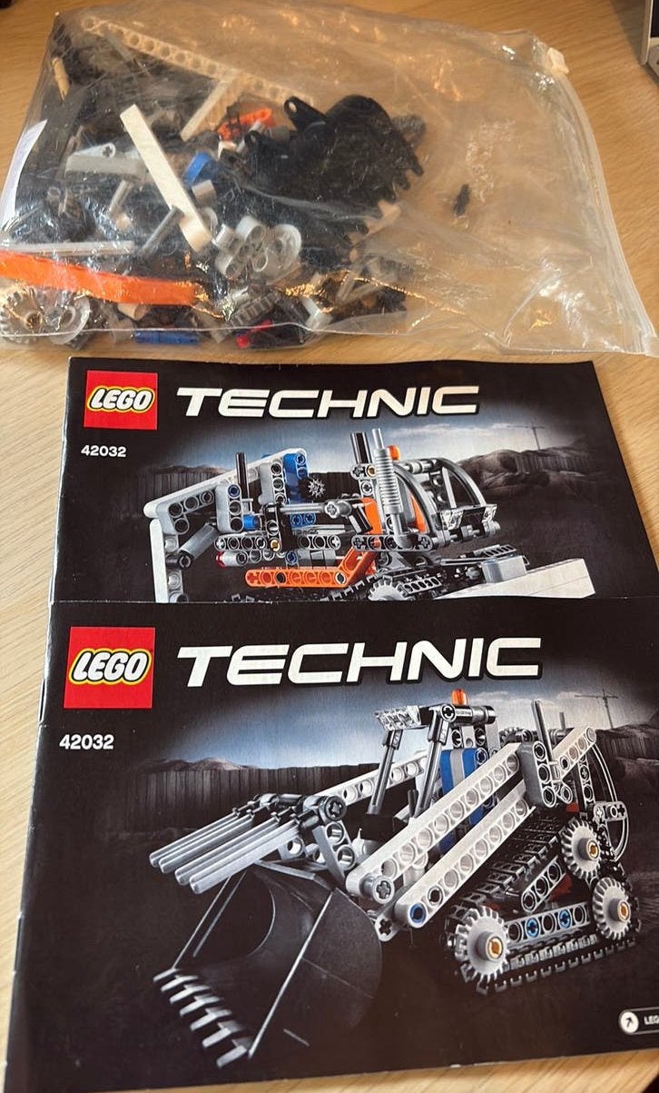 Lego Technic 42032 compleet compact tracked loader, Ophalen of Verzenden, Zo goed als nieuw