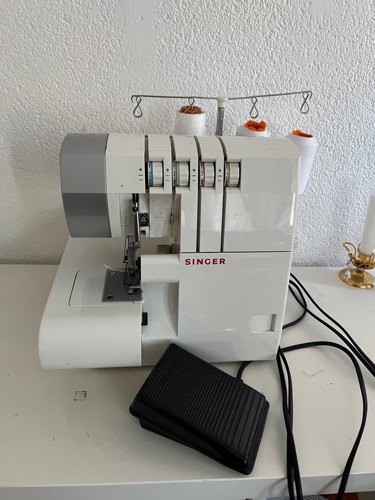 Singer lockmachine, Ophalen of Verzenden, Lockmachine, Singer