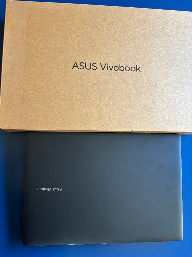 Asus Vivobook, Computers en Software, ASUS, Ophalen of Verzenden, Zo goed als nieuw, 17 inch of meer