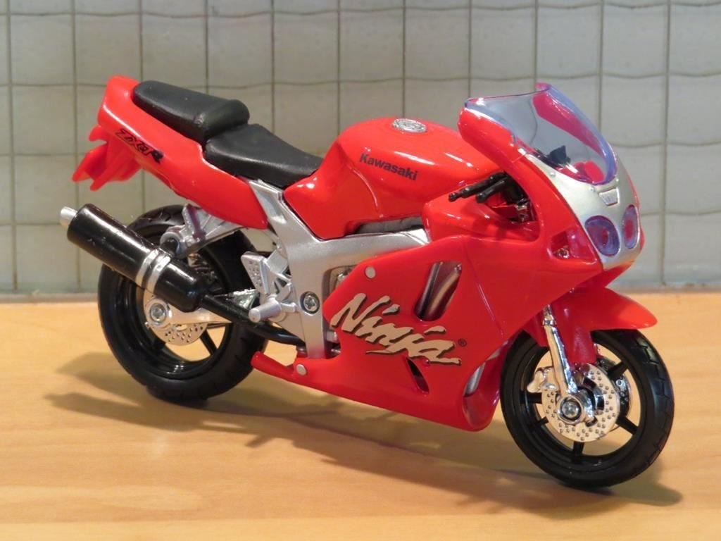 Kawasaki ZX-7R rd. 1:18 Bburago, MayCheong, Nieuw, Ophalen of Verzenden, Motor