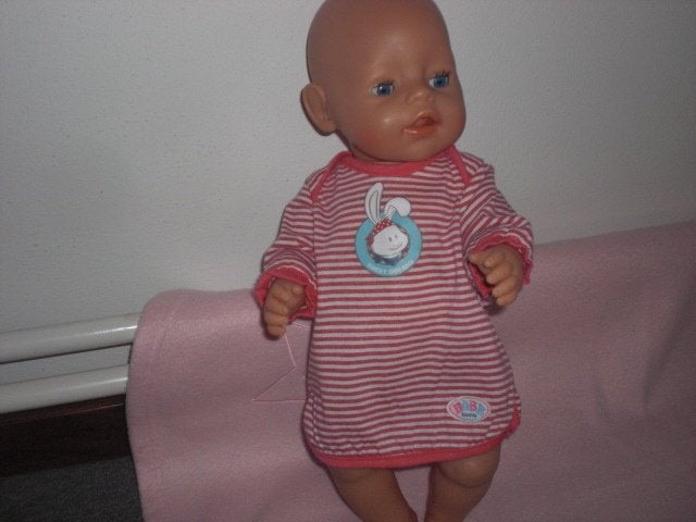 baby born kleertjes €4 per foto, Ophalen of Verzenden, Zo goed als nieuw, Babypop