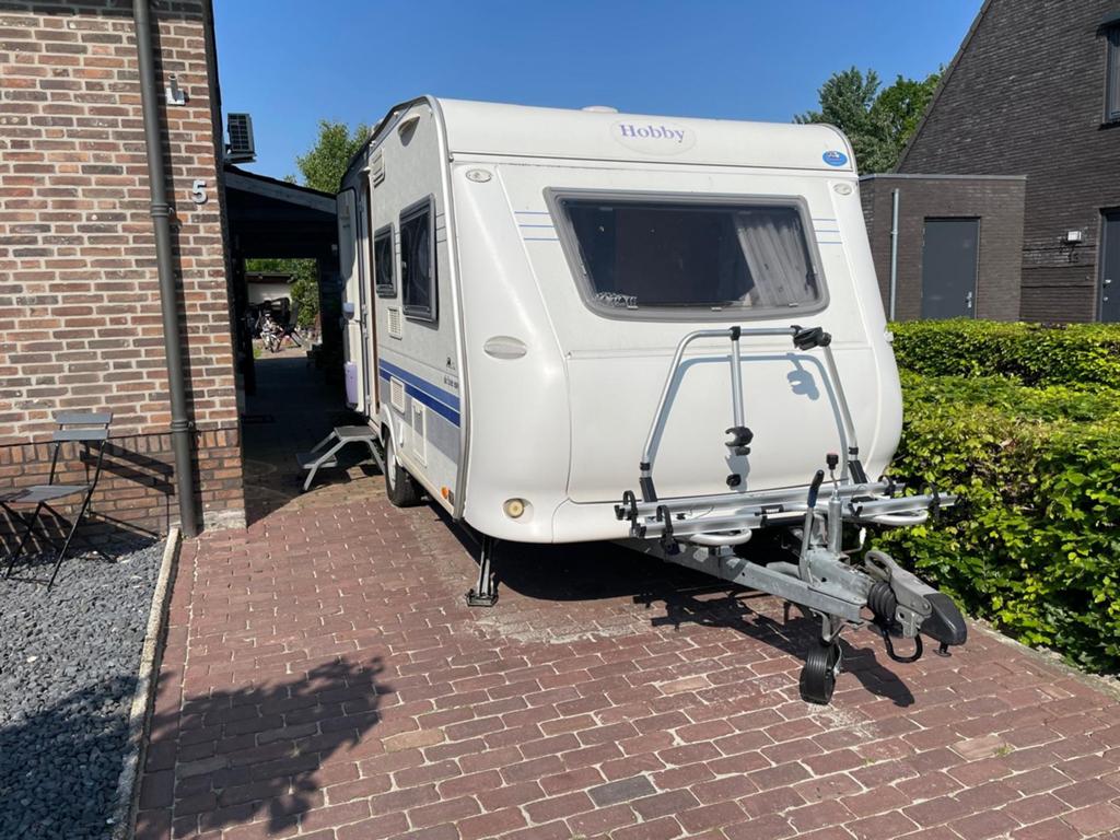 Hobby 440 de luxe easy 2004, Caravans en Kamperen, Ophalen, Gebruikt, Overige