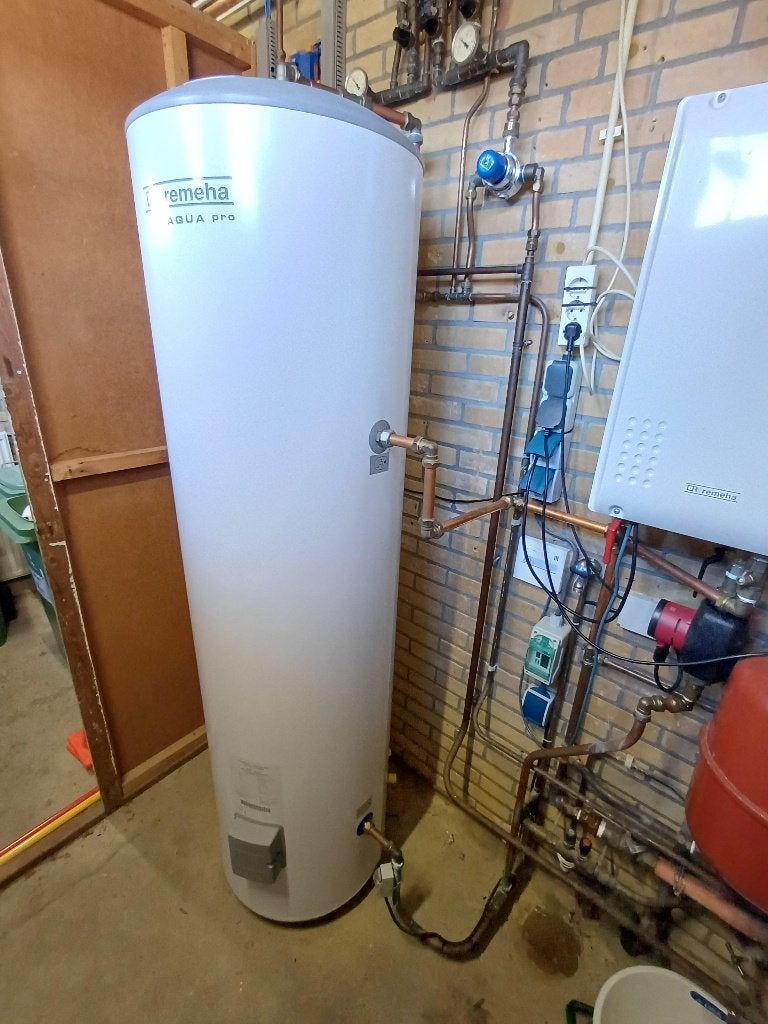 Warm tapwatersysteem boiler300L,doorstroomtoestel,legionella, Ophalen, Gebruikt, Aardgas, 100 liter of meer