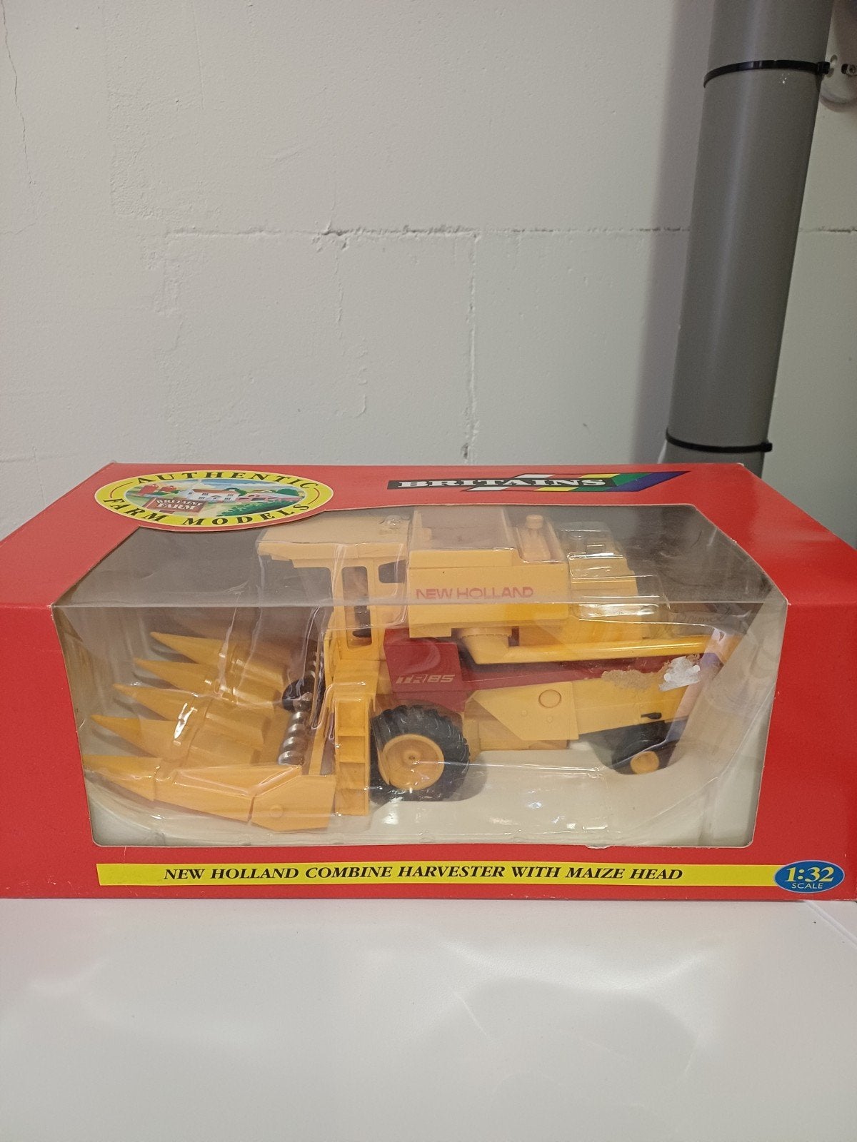 New Holland TR85 combine met maisbek, Hobby en Vrije tijd, Ophalen of Verzenden, Nieuw, Tractor of Landbouw, Britains