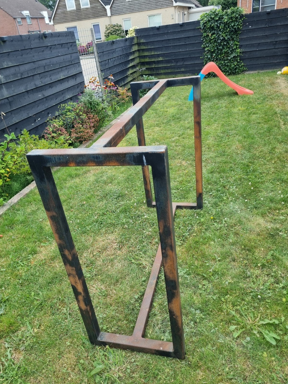 Robuuste metalen onderstel, Huis en Inrichting, Tafelonderdelen, Ophalen, Tafelpoot, Gebruikt, 100 tot 150 cm