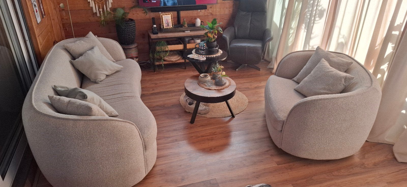 Draaibare Loveseat Enzio en Bank Enzio 3,5-zits, Ophalen, 75 tot 100 cm, Zo goed als nieuw, Rechte bank