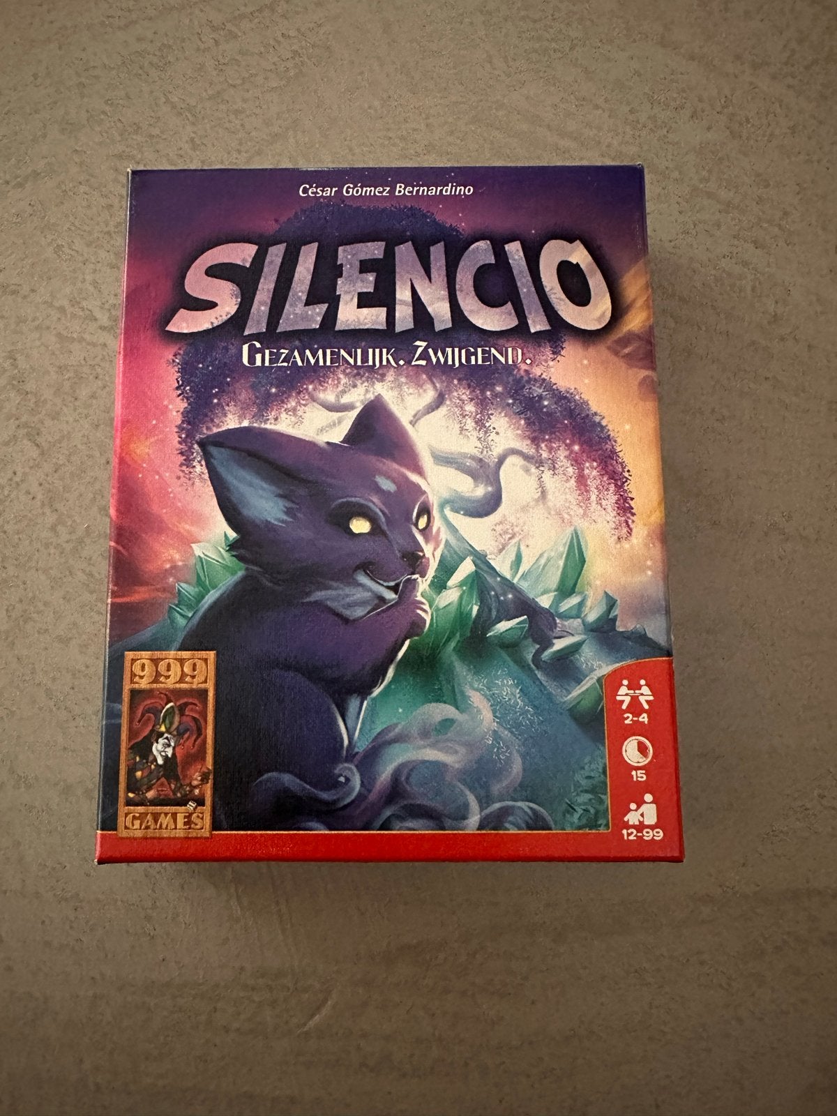 Silencio - Het kaartspel zonder woorden - Zo goed als nieuw, Drie of vier spelers, Ophalen of Verzenden, Zo goed als nieuw