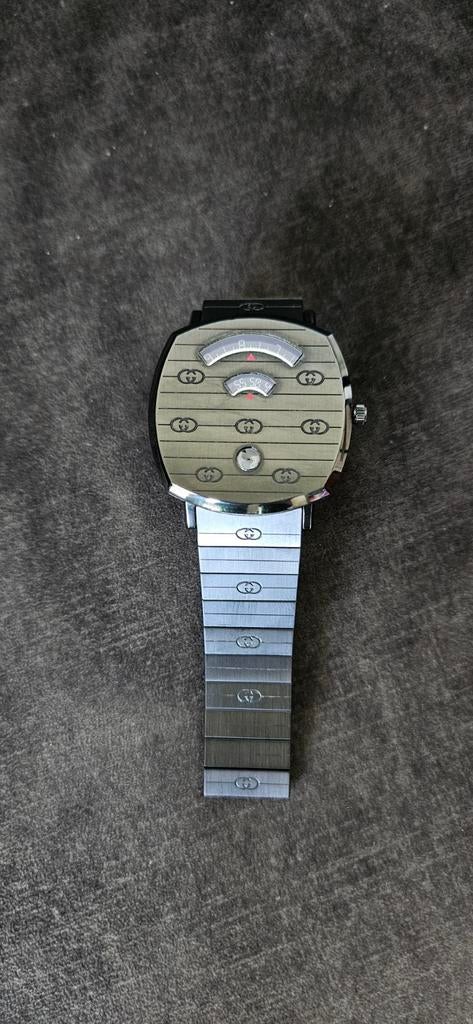 Gucci Grip Horloge – Antraciet – Zo goed als nieuw, Overige merken, Staal, Staal, Polshorloge