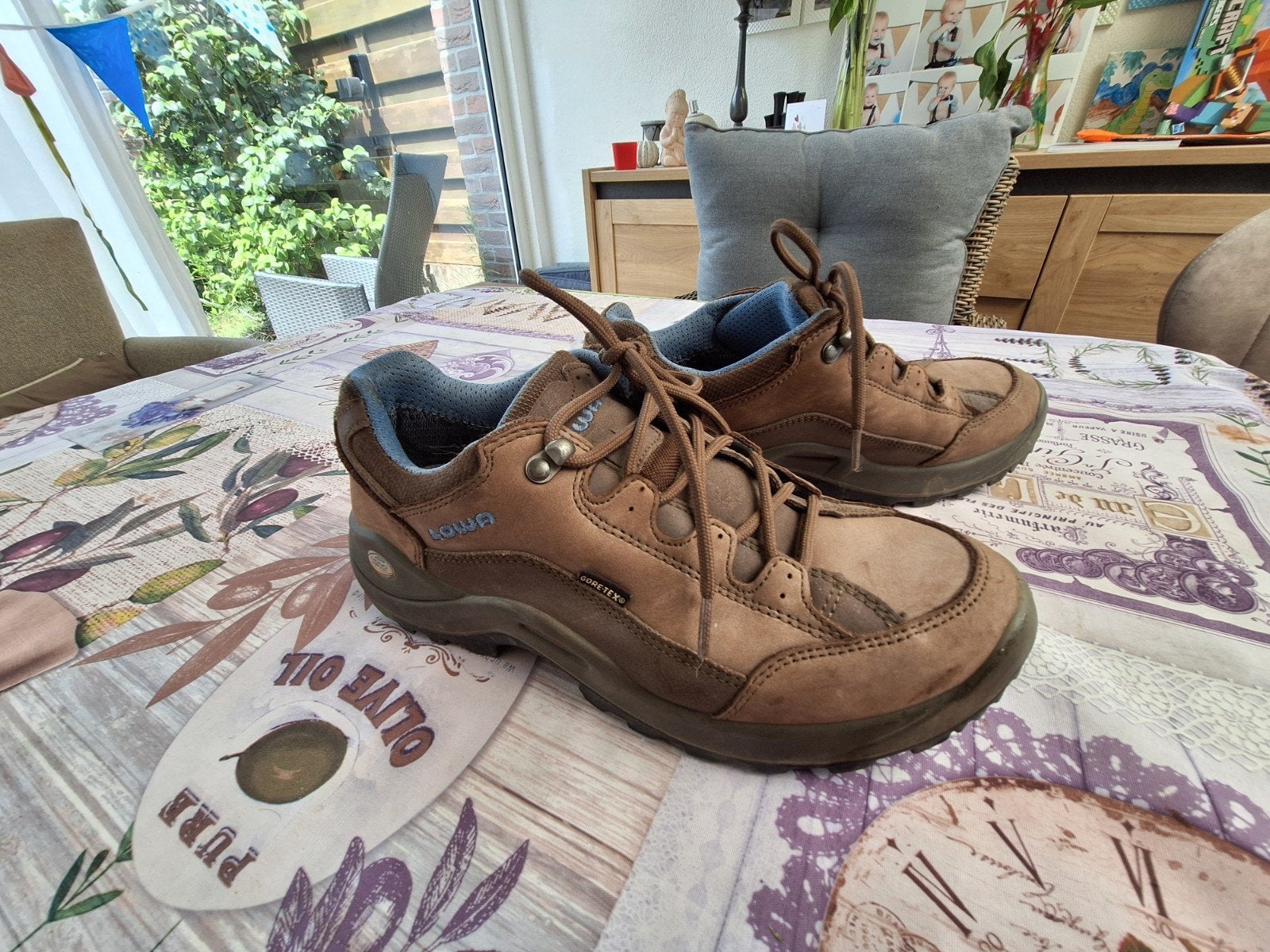 Lowa wandelschoenen maat 38, zo goed als nieuw, Bruin, Lowa, Zo goed als nieuw, Wandelschoenen