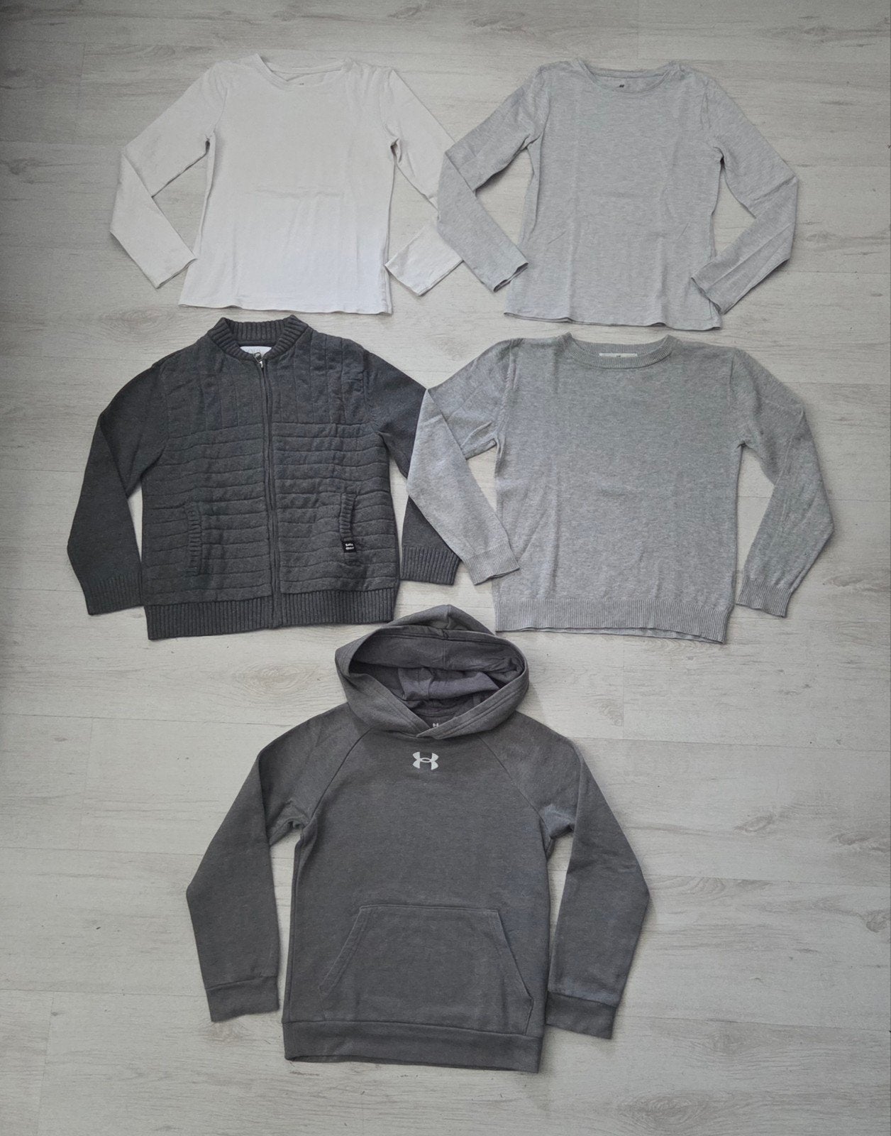 Pakket 122/128: Trui, hoodie, vest, Under Armour Zara h&m, Ophalen of Verzenden, Zo goed als nieuw, Under Armour, Zara, H&M, Jongen