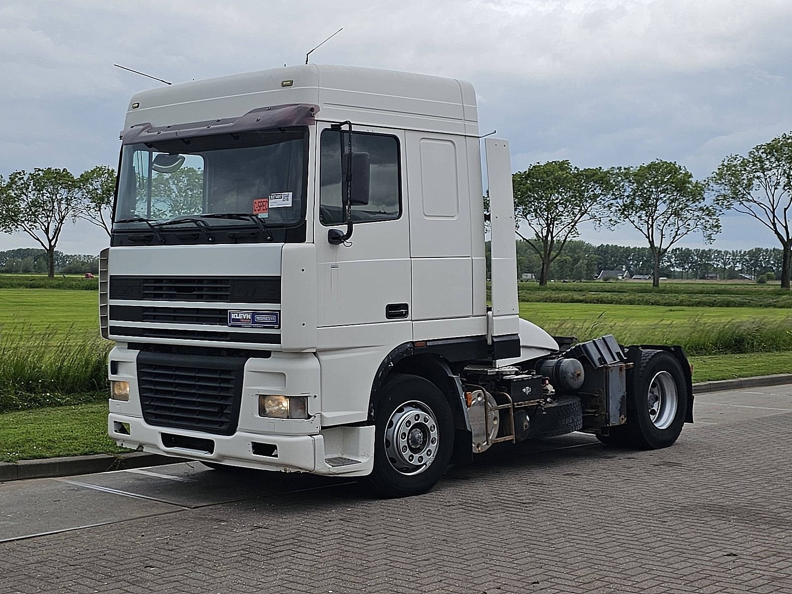 DAF XF 95.380 spacecab euro 2, Auto's, Vrachtwagens, Euro 2, Wit, Standkachel, Bedrijf
