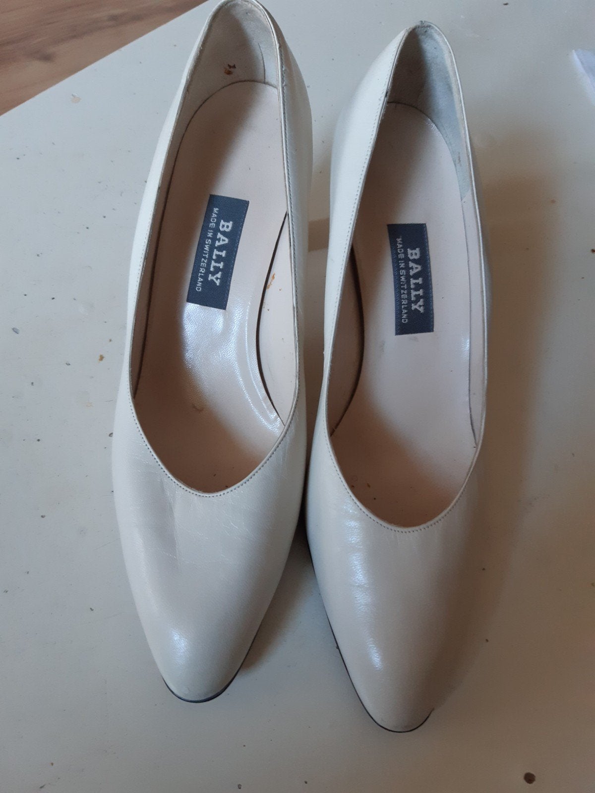 Bally  4E  (37), Ophalen of Verzenden, Zo goed als nieuw