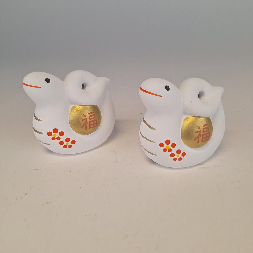 Japanse dierenriemslang met keramische bel, Verzamelen, Beelden en Beeldjes, Ophalen of Verzenden, Nieuw, Dier