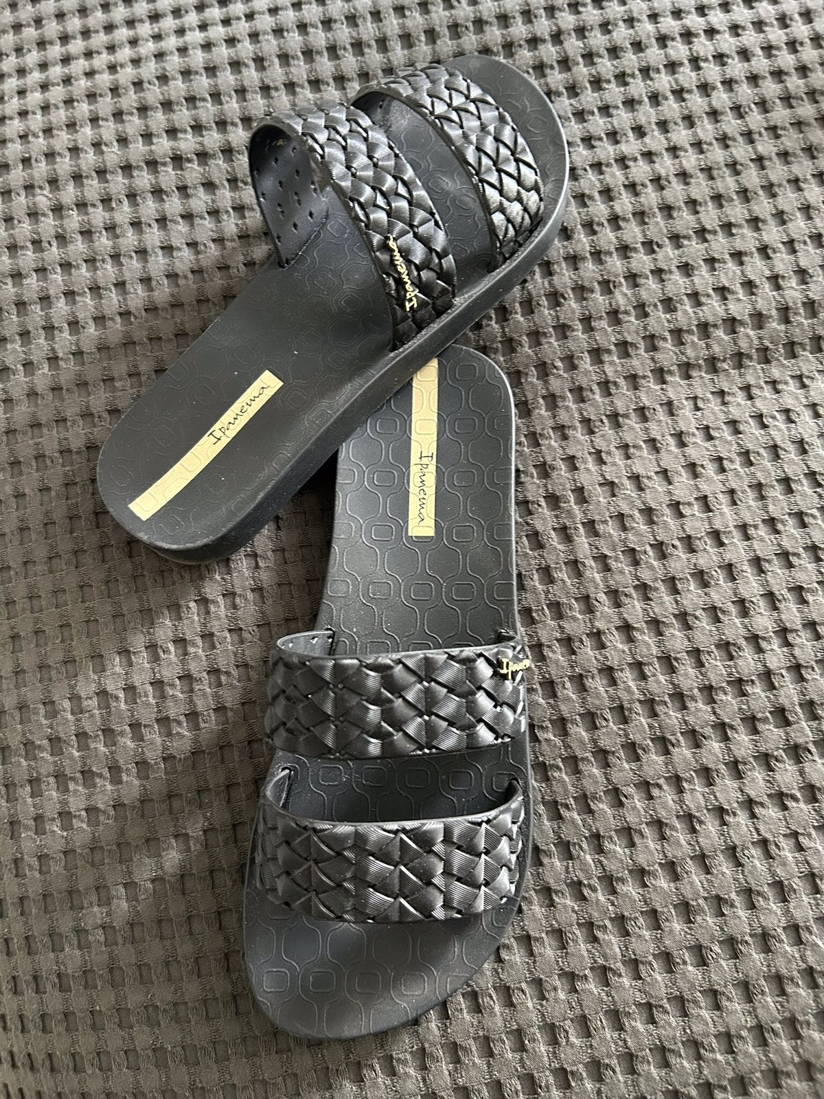 Ipanema slippers, Ophalen, Zo goed als nieuw