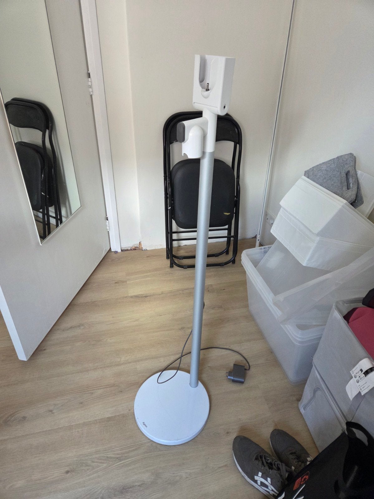 Dyson V11 statief (zonder stofzuiger!), Witgoed en Apparatuur, Ophalen
