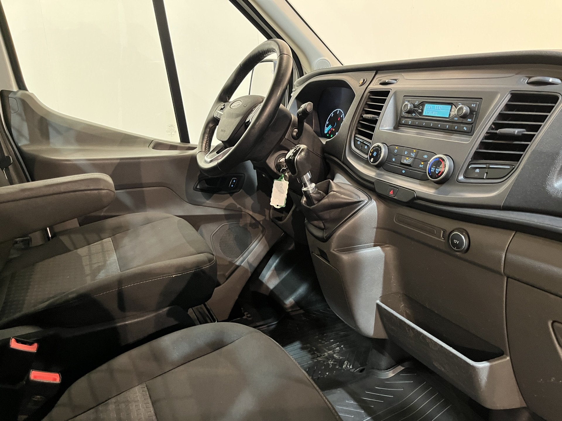Ford Transit 350 2.0 TDCI L2 Trend RWD Open Laadbak / Maxili, 4 cilinders, Met garantie (alle), Bedrijf, Onderhoudsboekje