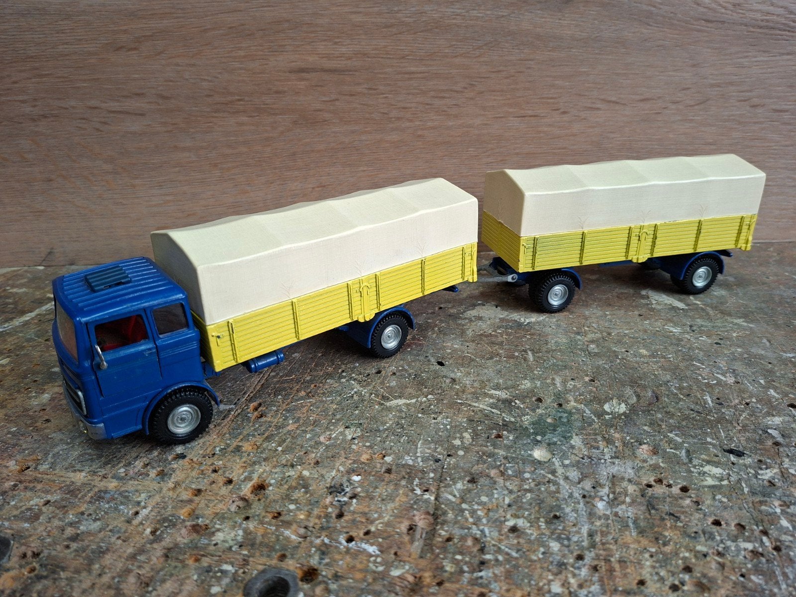 Dinky Toys Mercedes Benz LP1920, Ophalen of Verzenden, Gebruikt, Auto, Dinky Toys