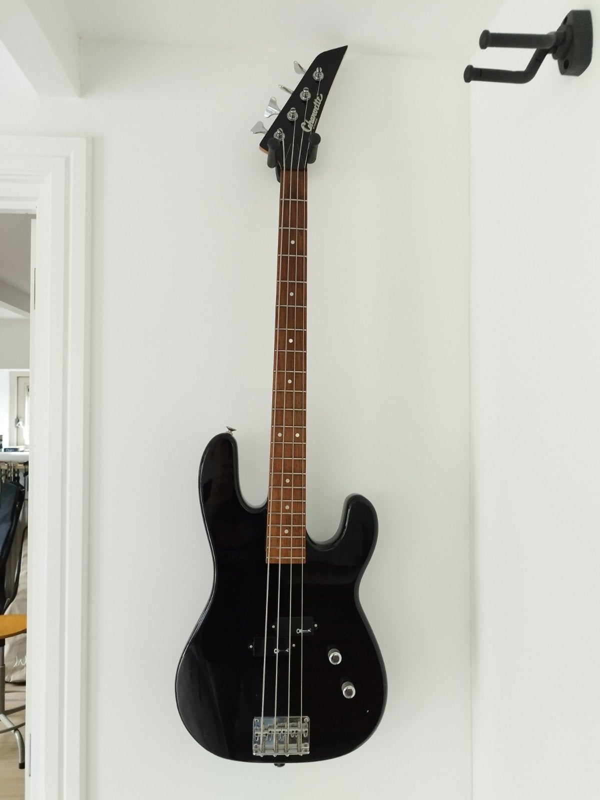 Charvette by Charvel basgitaar, Ophalen, Gebruikt, Elektrisch