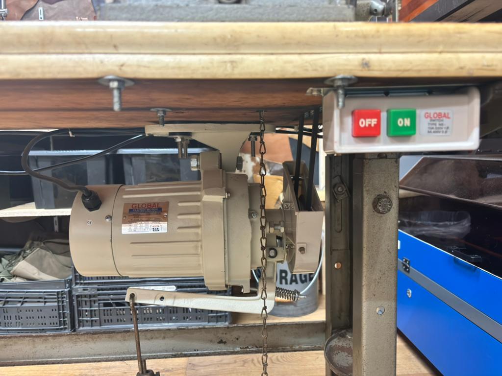 Global Clutch Motor als nieuw, Ophalen of Verzenden, Zo goed als nieuw, Naaimachine, Overige merken