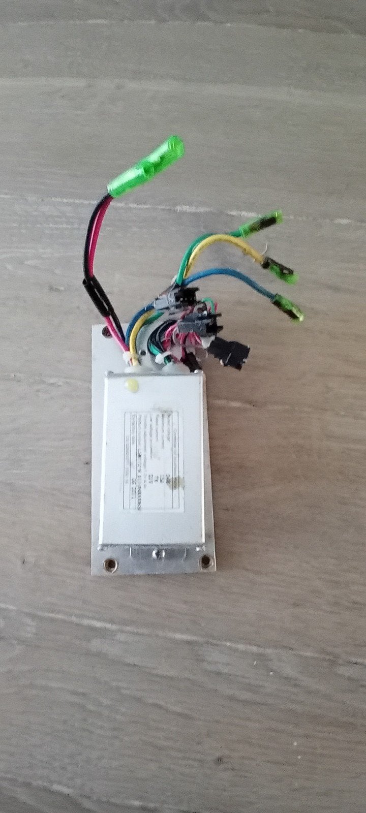 Brushless DC motor controller 2415DLC-6MCD, Fietsen en Brommers, Elektrische fiets, Overige materialen, Ophalen of Verzenden, Motor