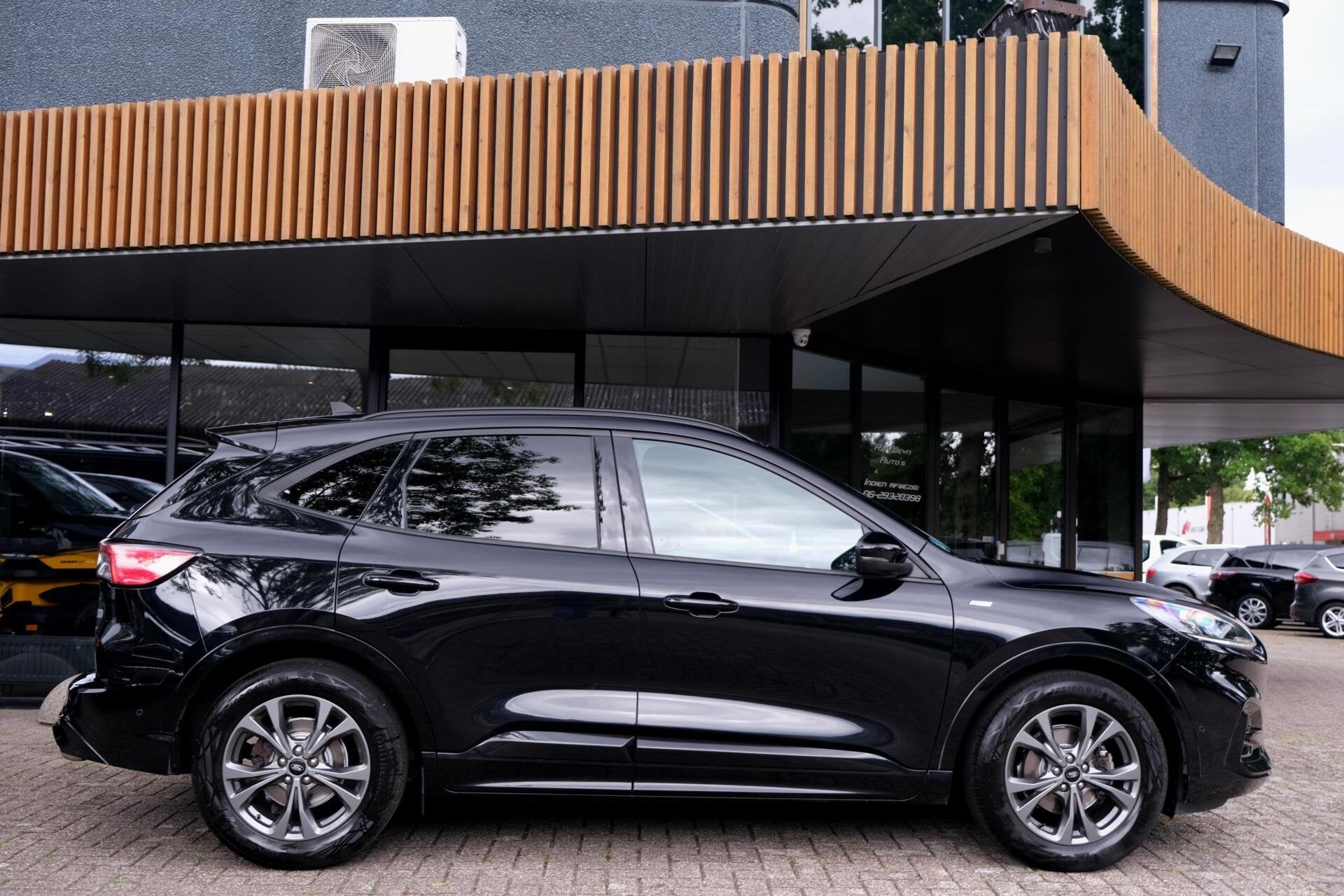 Ford Kuga 1.5 EcoBoost ST-Line|ACC|Trekhaak|Camera|Winterpak, Voorwielaandrijving, 15 km/l, Euro 6, 150 pk