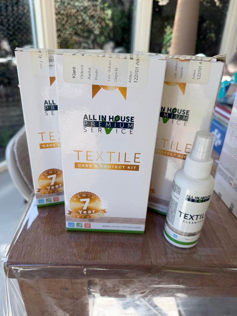 AIHS Premium Textile Care & Protect Kit (5 stuks), Ophalen of Verzenden, Zo goed als nieuw
