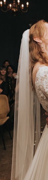 Poirier soft ivoor sluier 120 cm, Kleding | Dames, Ophalen of Verzenden, Zo goed als nieuw, Overige kleuren, Accessoires
