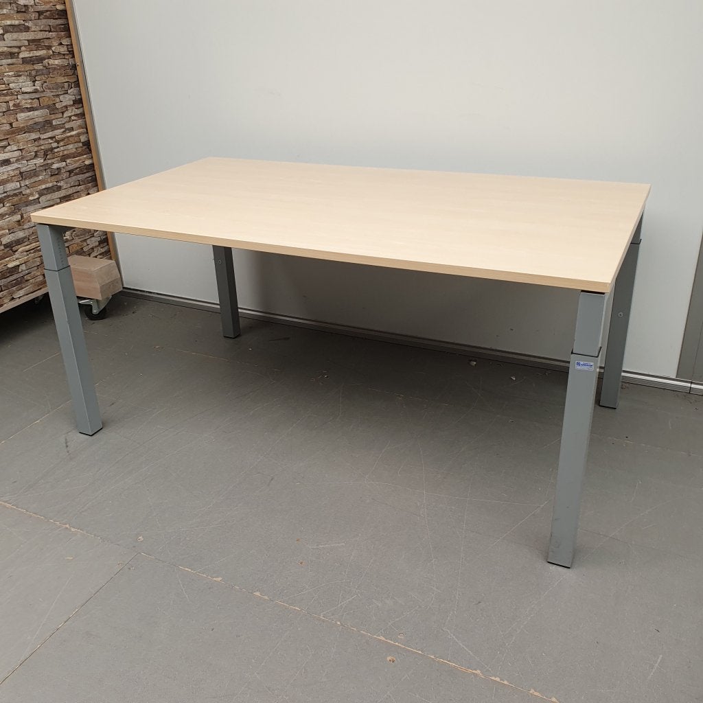 TDS bureau in hoogte verstelbaar - 160x90 cm, Niet ingevuld, Gebruikt, Niet ingevuld, Niet ingevuld