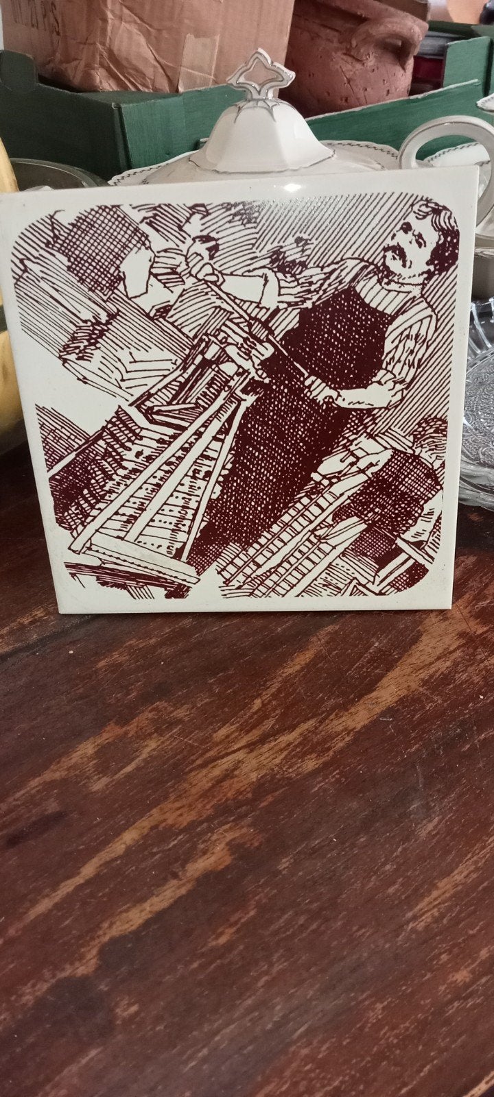 Oude Mosa tegel met afbeelding, Antiek en Kunst, Ophalen of Verzenden