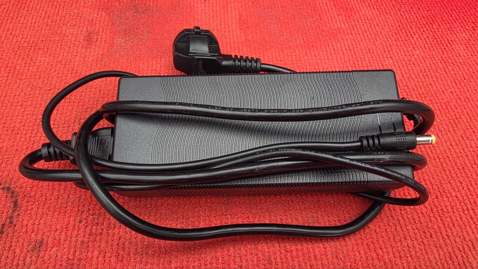 Universele Fatbike Oplader (XVE AC/DC ADAPTER), Nieuw