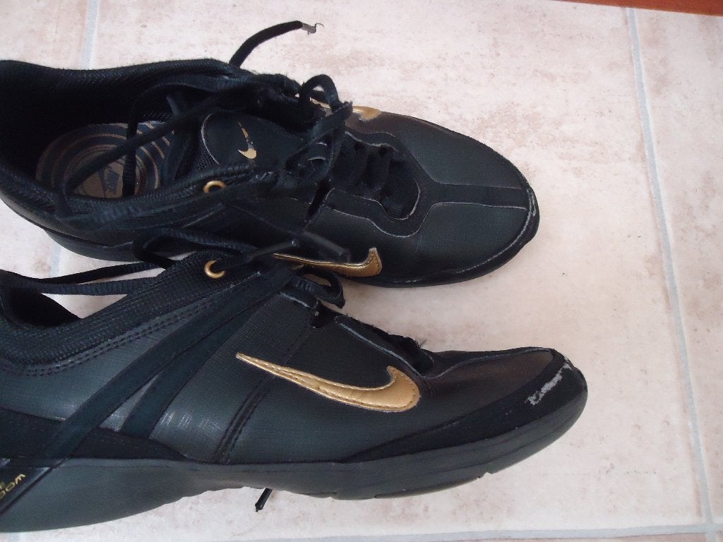 gymschoenen - zaalschoenen maat 37,5, Ophalen of Verzenden, Zo goed als nieuw, Nike, Jongen of Meisje