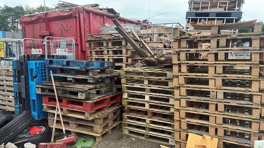 Gratis pallets, Ophalen of Verzenden, Zo goed als nieuw, Pallet, Minder dan 200 cm