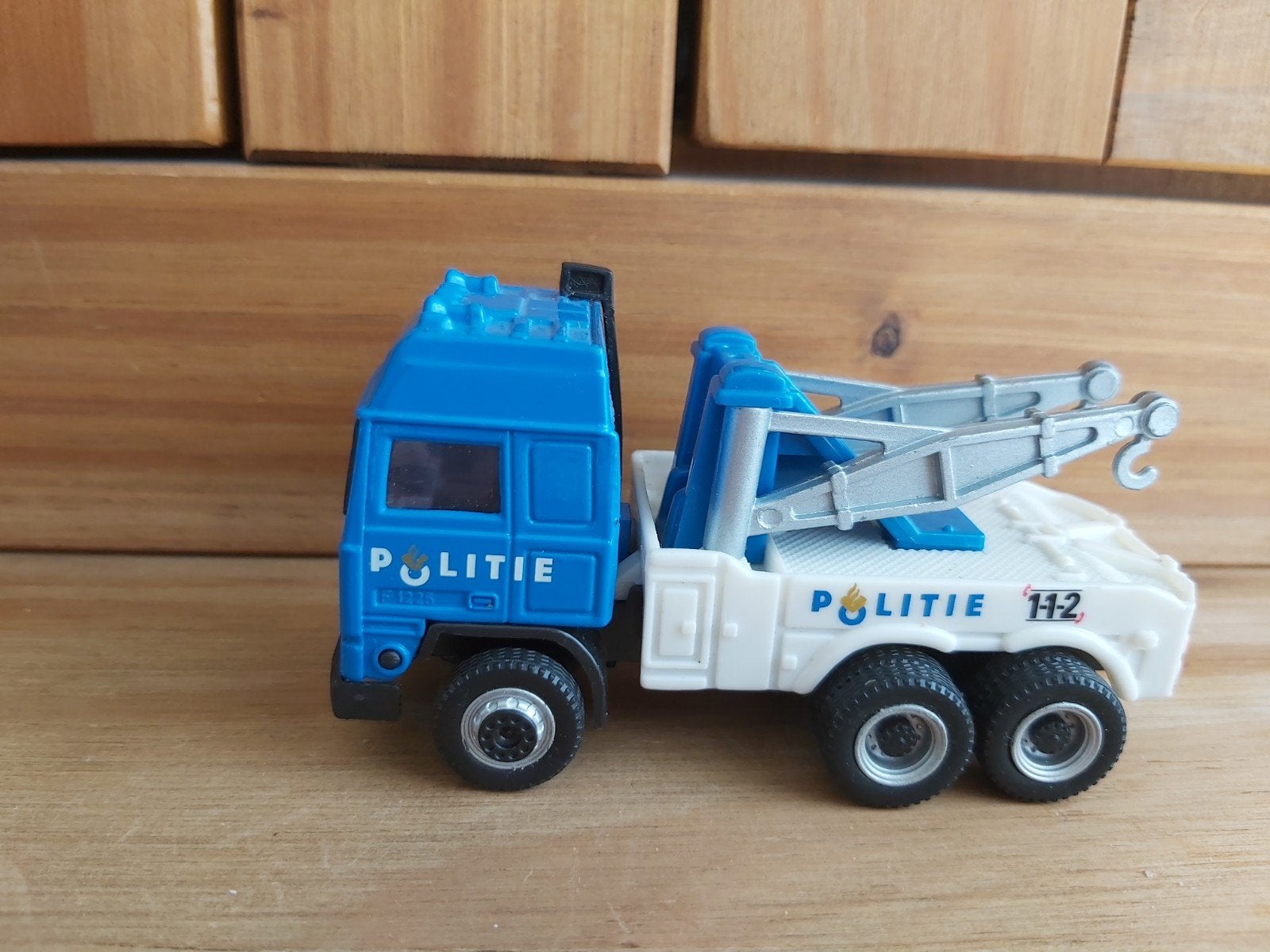 Speelgoed Politie Takelwagen Volvo FH16(CARARAMA), Ophalen of Verzenden, Zo goed als nieuw