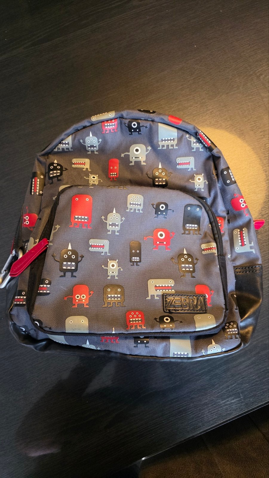 Zebra rugzak met monstertjes, Ophalen of Verzenden, Gebruikt, Minder dan 30 cm