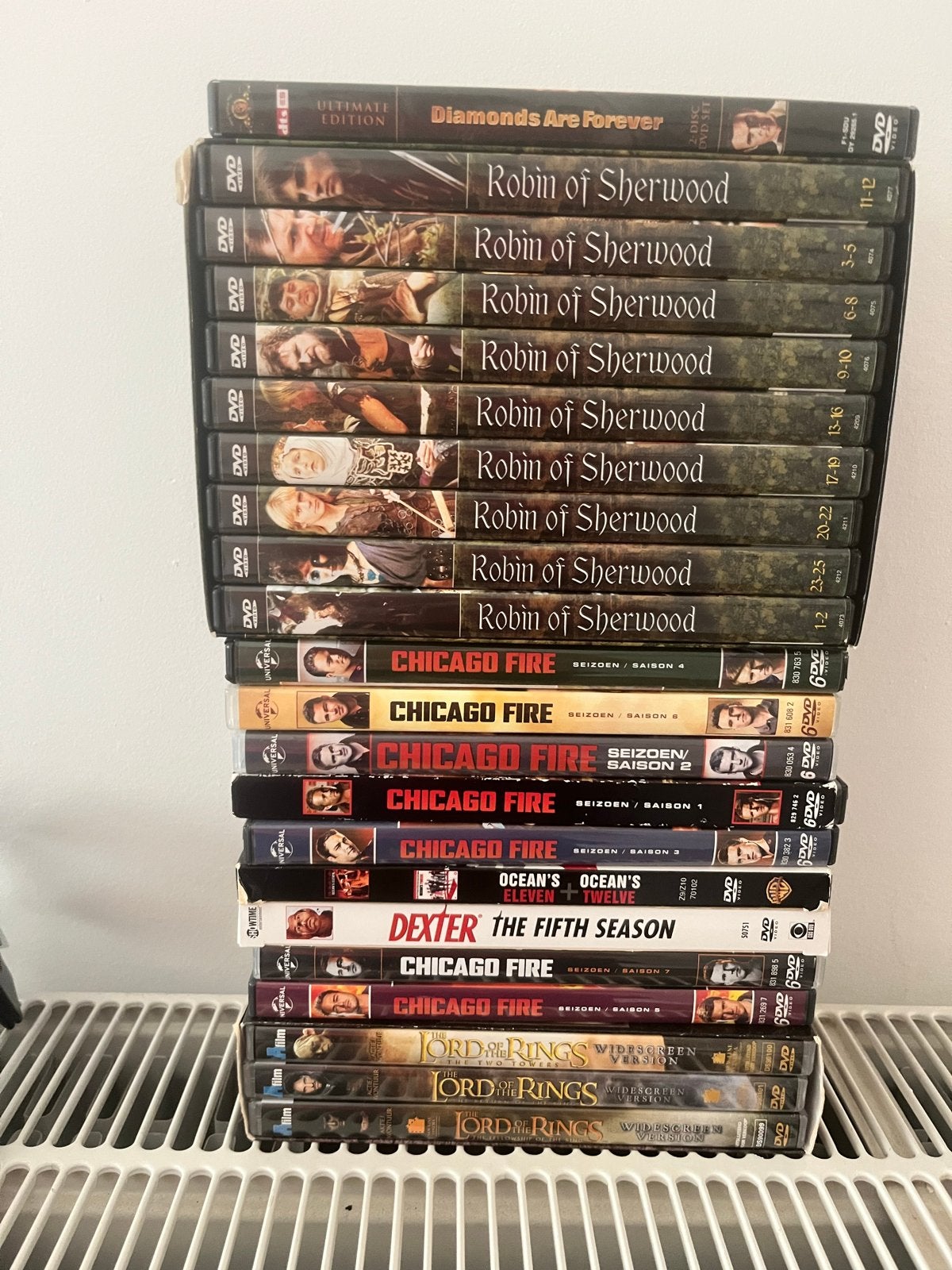 Grote DVD collectie: Robin of Sherwood, Chicago Fire, Dexter, Cd's en Dvd's, Dvd's | Tv en Series, Ophalen, Nederlands, Actie en Avontuur