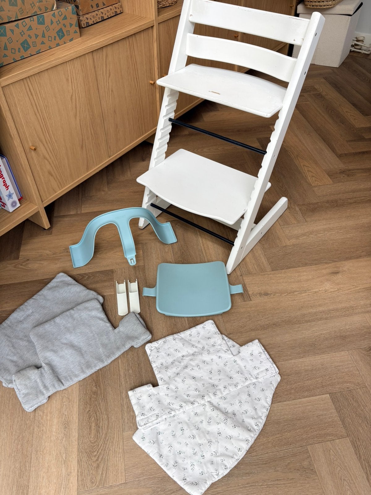 Stokke Tripp Trapp kinderstoel met accessoires, Ophalen, Gebruikt, Meegroeistoel, Stoelverkleiner